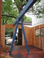 坂倉準三「組立建築」A型柱、2009年8月4日