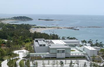 神奈川県立近代美術館 葉山