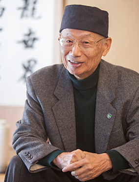 大村 智（北里大学特別栄誉教授、学校法人女子美術大学名誉理事長、韮崎大村美術館館長） 